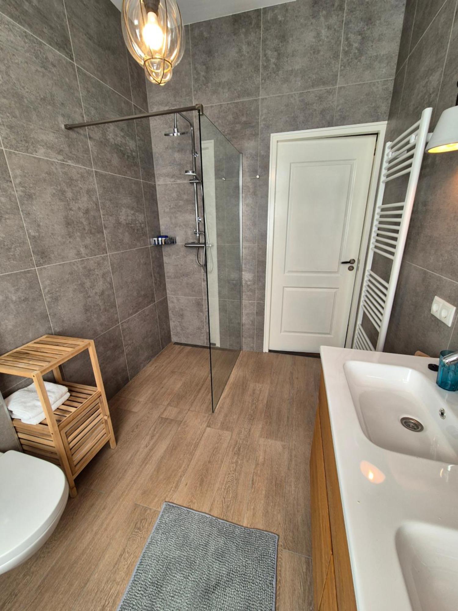 فليسينْخين B&B Van Zon Aan Zee المظهر الخارجي الصورة